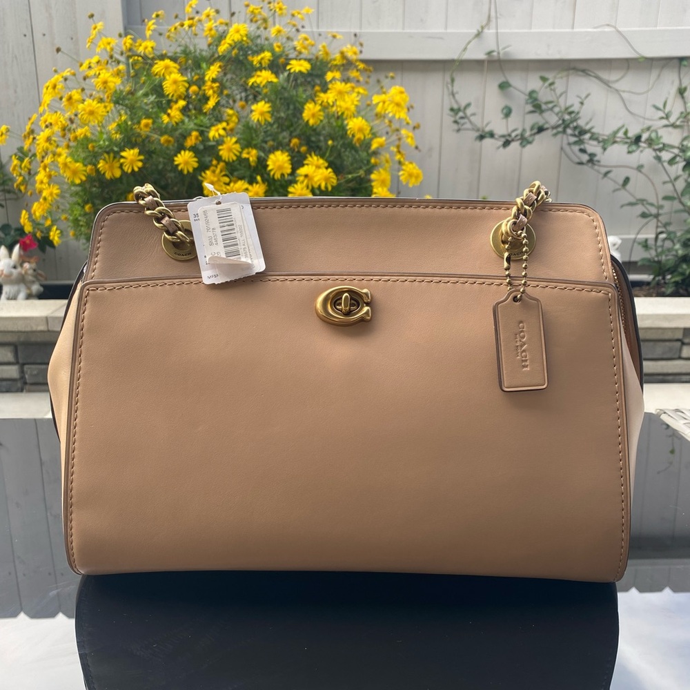 SOLD NWT Coach Parker Turnlock Carryall in Beechwood